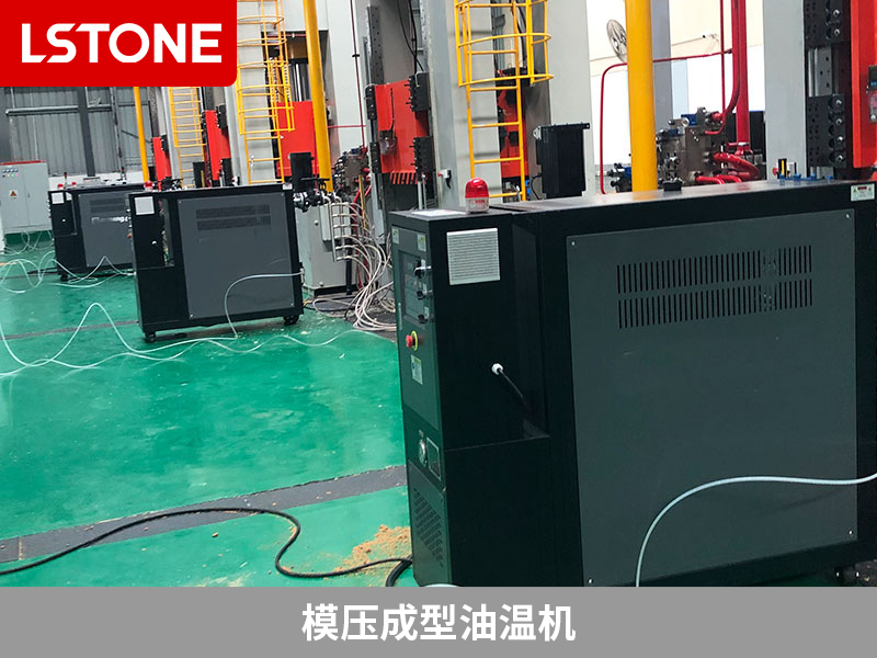 火箭發(fā)動(dòng)機(jī)噴管制造，模壓成型油溫機(jī)不可少